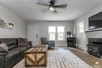 1530 Houston St, Manhattan, KS 66502 - photo 4