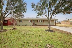 718 W Walnut St, Celina, TX 75009 - photo 3