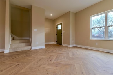 1800 E Hillcrest Ave, Milwaukee, WI 53207 - photo 5