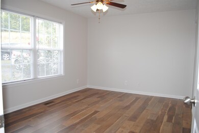 112 Sunrise Ct, Shelbyville, TN 37160 - photo 6