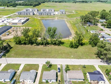 Lots Lakeside St, Waterloo, IA 50703 - photo 4