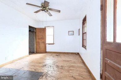 11615 Laurel Bowie Rd, Laurel, MD 20708 - photo 7