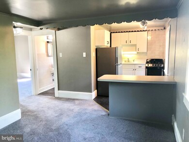 4001 Center Ave unit SECOND FLOOR, Lafayette Hill, PA 19444 - photo 6