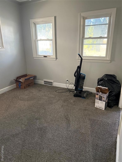 14827 Petoskey Ave, Detroit, MI 48238 - photo 7