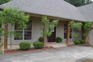 108 Herndon Place, Madison, MS 39110 - photo 2