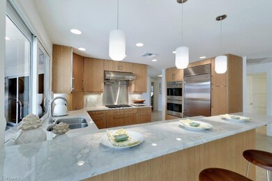 324 Pirates Bight unit 4, Naples, FL 34103 - photo 2