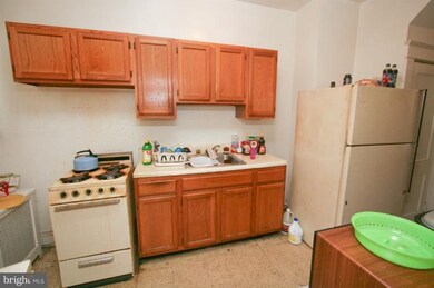 1413 Carswell St, Baltimore, MD 21218 - photo 7