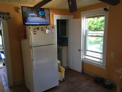 39 Maple St, Manchester, NH 03103 - photo 5