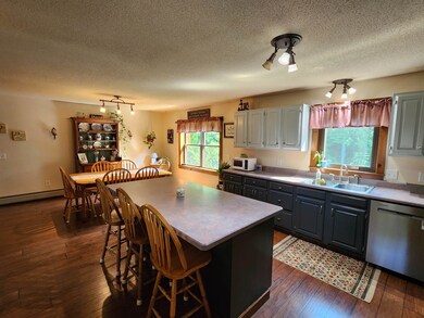 103 Ledgewood Rd, Claremont, NH 03743 - photo 5