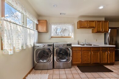 18133 Springfield Ave, Homewood, IL 60430 - photo 7