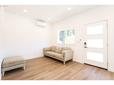 829 Horn Ln, Eugene, OR 97404 - photo 6