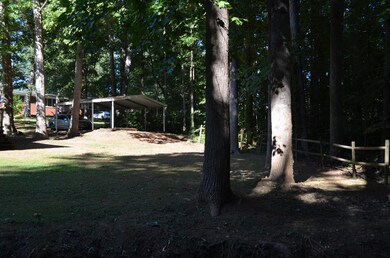 431 W 9th St, Siler City, NC 27344 - photo 6