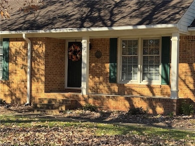 624 Luray Terrace, Chesapeake, VA 23322 - photo 4