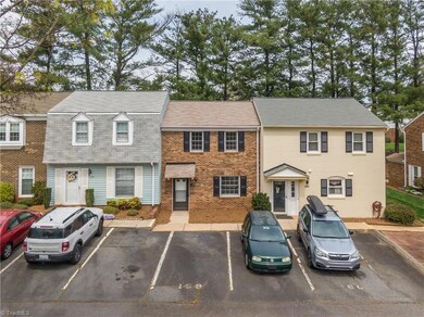 159 Charlestowne Cir, Winston Salem, NC 27103 - photo 3