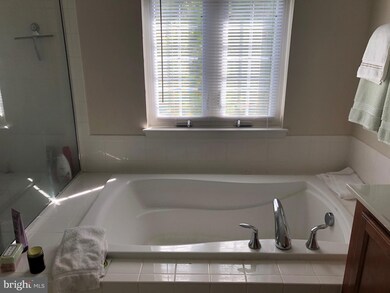 44032 Delphinium Dr, California, MD 20619 - photo 7