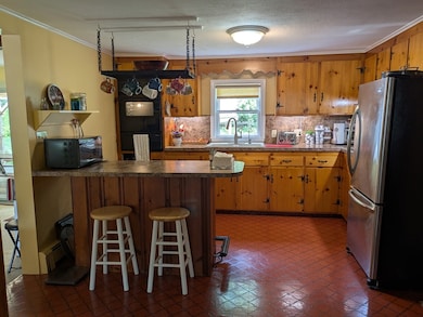 12 Lovering St, Medway, MA 02053 - photo 5