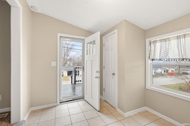 183 W Vine St, Roanoke, IN 46783 - photo 3