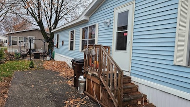 13 Pine Dr, van Buren Township, MI 48111 - photo 2