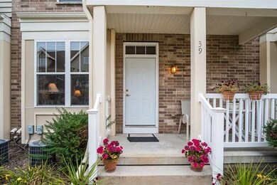 39 S Gardens Way, Fitchburg, WI 53711 - photo 2