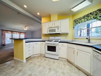 2008 Simmons Rd, Middleboro, MA 02346 - photo 5