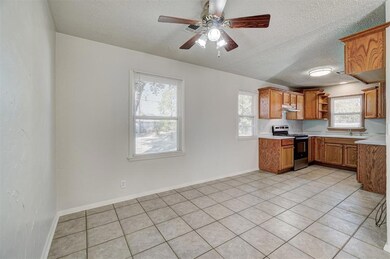4301 N Libby Ave, Warr Acres, OK 73122 - photo 5