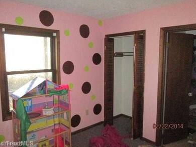 176 Persimmon Cir, Statesville, NC 28625 - photo 5