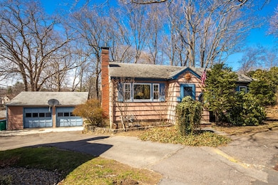 24 Graybriar Ln, Lynn, MA 01902 - photo 2