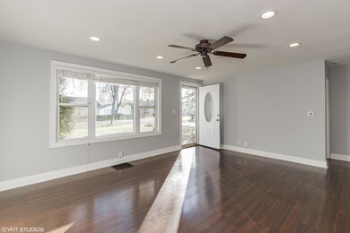 3450 Glen Flora Ave, Gurnee, IL 60031 - photo 3