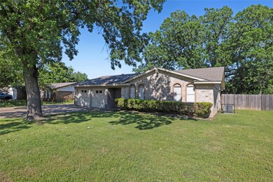 716 S Kate St, Fort Worth, TX 76108 - photo 2