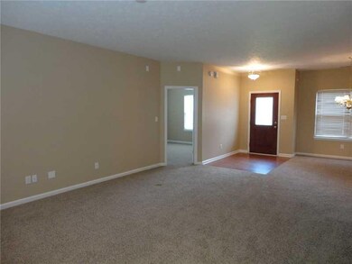 10067 Long Meadow Dr, Fishers, IN 46038 - photo 4