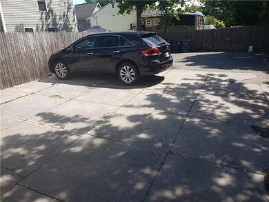 10 Taylor St, Providence, RI 02907 - photo 6
