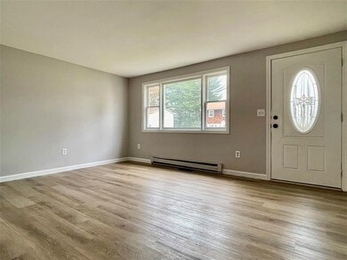 17 Townhouse Rd unit 19, Allenstown, NH 03275 - photo 6