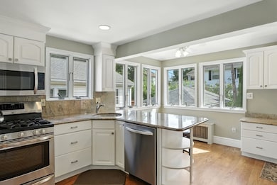 84 S Border Rd, Medford, MA 02155 - photo 4