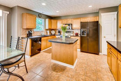 4416 Cordova Drive New Albany-small-008-