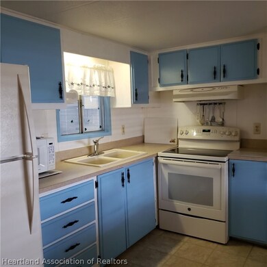 18 Pine Aire Cir, Lake Placid, FL 33852 - photo 5