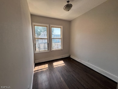 191 21st St unit 2, Irvington, NJ 07111 - photo 3