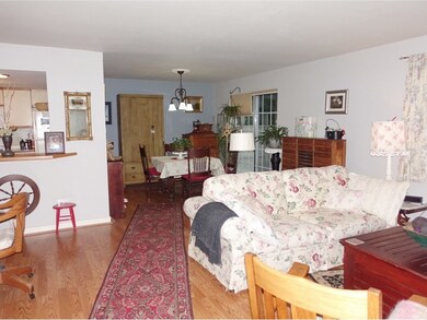 7 Winding Brook Dr unit 7, South Burlington, VT 05403 - photo 4
