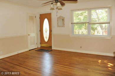 6802 Smithway Dr, Alexandria, VA 22307 - photo 5