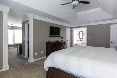 5813 Haskins St, Shawnee, KS 66216 - photo 7