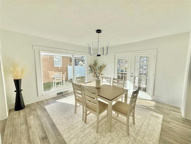 1441 56th St, Des Moines, IA 50311 - photo 4