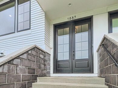 04 Exterior Front Entry.jpg