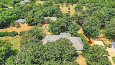 1313 Deer Creek Dr, Denison, TX 75020 - photo 4