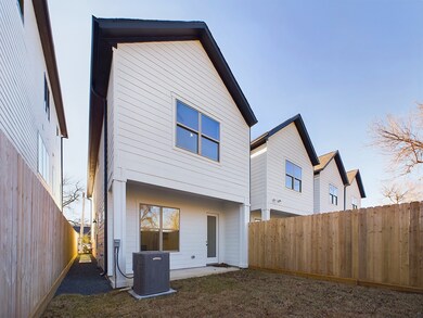 4012 Rutland St, Houston, TX 77018 - photo 6