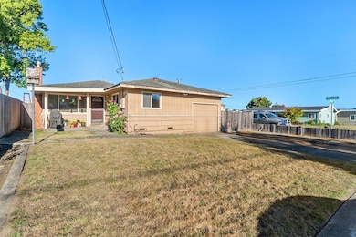 1606 Ronald Ave, Fortuna, CA 95540 - photo 3