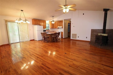 404 Northwood Rd, Crawfordville, FL 32327 - photo 5