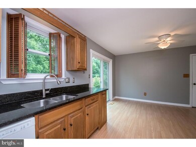 37 Palmetto Dr, New Castle, DE 19720 - photo 4