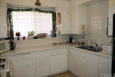 Clean open kitchen