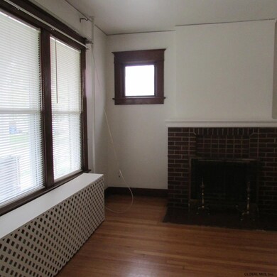 28 Arcadia Ave, Albany, NY 12209 - photo 2