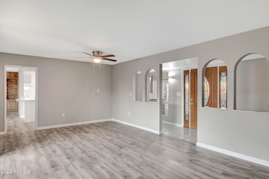 06_10247_W_Andover_Way__06_mls