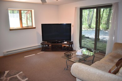 111 Surrey Dr, Hawley, PA 18428 - photo 7